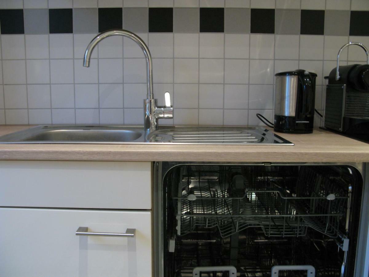 Messe-/Ferienwohnung Нюрнберг Екстериор снимка